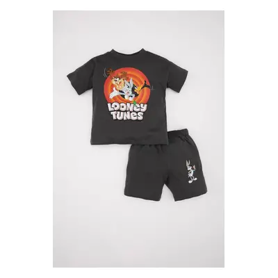 DEFACTO Baby Boy 2-Piece Set Looney Tunes Cotton Short Sleeve T-Shirt Shorts