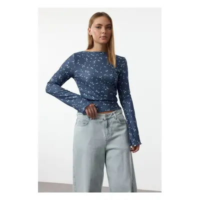 Trendyol Indigo Printed Fitted/Fits Body Crepe/Textured Stretch Knit Blouse