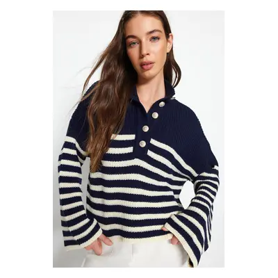 Trendyol Navy Wide Fit Crew Neck Pruhovaný pletený svetr