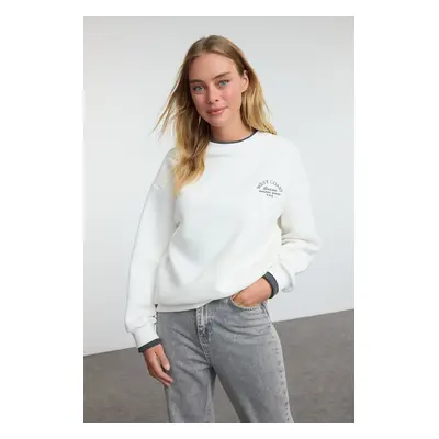 Trendyol Ecru Slogan Embroidered Color Block Oversize Thick Polar Fleece Knitted Sweatshirt