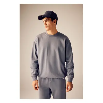 DEFACTO Oversize Wide Pattern Crew Neck Basic Plain Sweatshirt