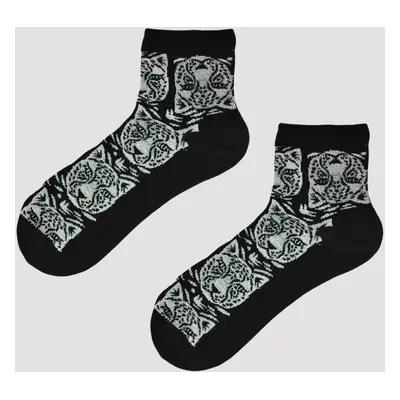 NOVITI Woman's Socks SB025-W-02