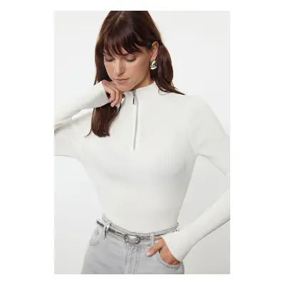 Trendyol Ecru Cotton Blend Zippered Stand Collar Thin Knit Sweater