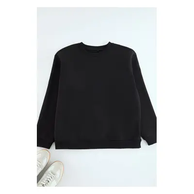 Trendyol Curve Black Thick Polar Fleece Regular Fit Crew Neck Basic Knitted Plus Size Sweatshirt