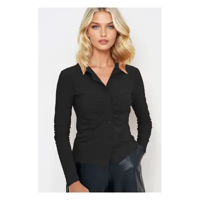 Trend Alaçatı Stili Women's Black Sandy Fabric Shirt with Front Gathered