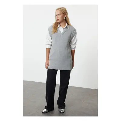 Trendyol Gray V-Neck Knitwear Sweater