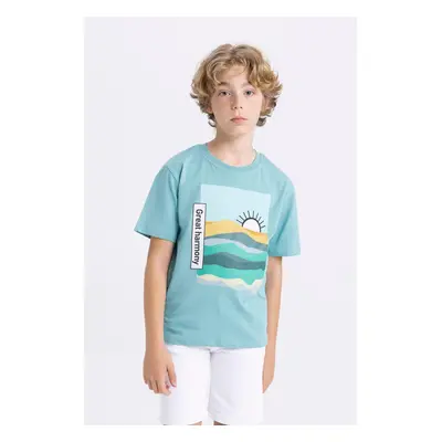 DEFACTO Boy&#39;s Crew Neck Printed Short Sleeve T-Shirt