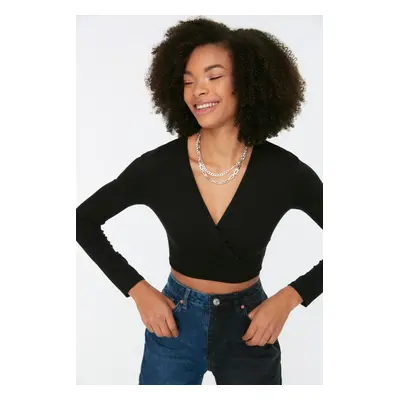 Trendyol Black Double Breasted Neck Fitted Crop Stretchy Knitted Blouse