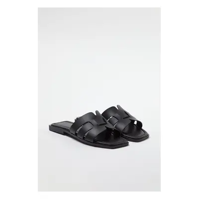 Trendyol Black Single-band Casual Women's Slippers