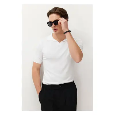 Trendyol White Slim-Tight Fit Basic Knitwear Polo Neck T-Shirt