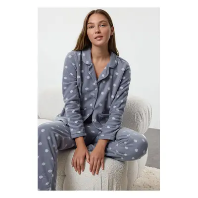 Trendyol Gray Winter Themed Pocketed Fleece Winter Knitted Pajamas Set