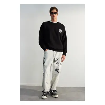 Trendyol Black Oversize/Wide Cut Floral Embroidered Fleece/Warm Sweatshirt