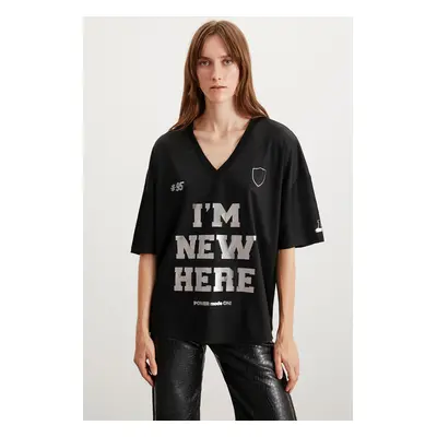 GRIMELANGE Bonita Women's Oversize Fit Black T-shirt