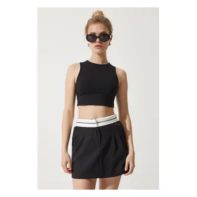 Happiness İstanbul Women's Black Contrast Line Knitted Skirt