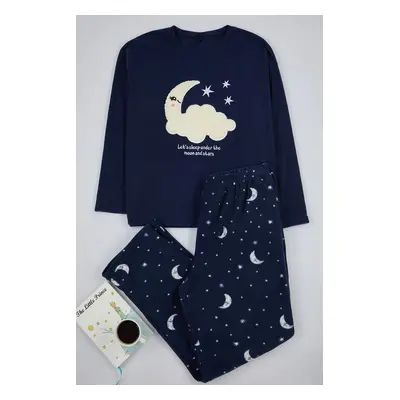 Trendyol Curve Navy Blue Galaxy Patterned Fleece Knitted Pajama Set