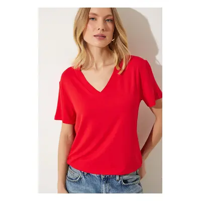 Happiness İstanbul Women's Red V-Neck Basic Viscose Knitted T-Shirt