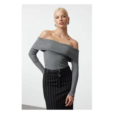 Trendyol Gray Premium Yarn/Special Yarn Carmen Collar Knitwear Sweater