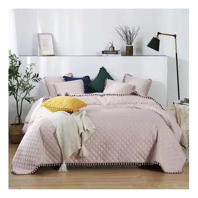 Edoti Quilted bedspread Pompoo