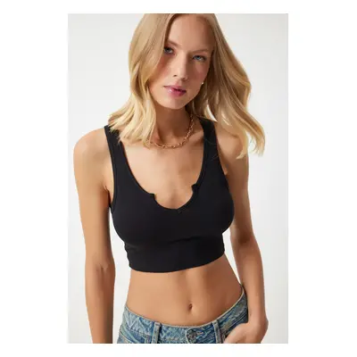 Happiness İstanbul Women's Black Strappy Crop Knitted Blouse