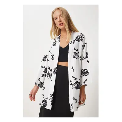 Happiness İstanbul Women's White Patterned Viscose Kimono