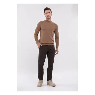 Volcano Man's Sweater S-Baz