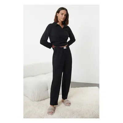 Trendyol Black Slogan Label Detailed Waffle Fabric Knitted Pajama Set