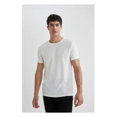 DEFACTO Slim Fit Slim Cut Crew Neck Short Sleeve Basic Plain T-Shirt