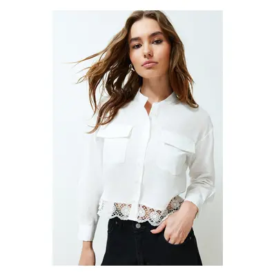 Trendyol Ecru Lace Detailed Crop Regular Normal Fit Woven Shirt