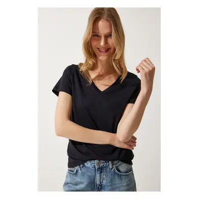 Happiness İstanbul Women's Black V Neck Basic Knitted T-Shirt