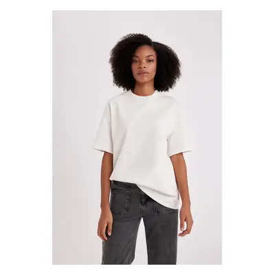 DEFACTO Oversize Fit Crew Neck Basic Short Sleeve T-Shirt