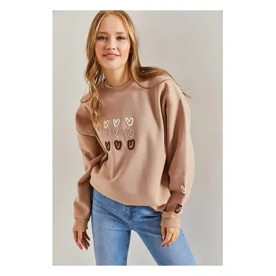 Bianco Lucci Women's Three Thread Raised Heart Printed Sweatshirt