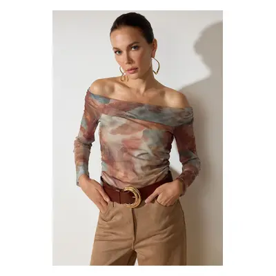 Trendyol Multicolored Tulle Bateau Neck Fitted Stretchy Knitted Blouse