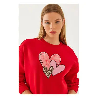 Bianco Lucci Women's Heart Printed Sweatshirt MBHS017