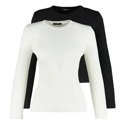 Trendyol Black and White 2-Piece Knitwear Sweater