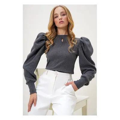 Trend Alaçatı Stili Women's Anthracite Crew Neck Drop Decollete Princess Sleeve Knitwear Blouse