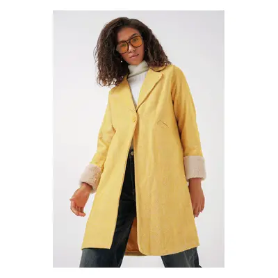 Bigdart Fish Back Cashew Coat - B.Yellow