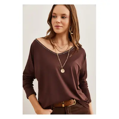 Olalook Women's Bitter Brown V-Neck Viscose Blouse with Silver Stitching Detail Blz