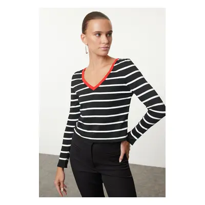 Trendyol Black Crop Striped V Neck Knitwear Sweater