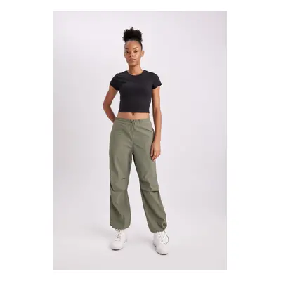 DEFACTO Fit Oversize Wide Mold Parachute Pants Standard Size