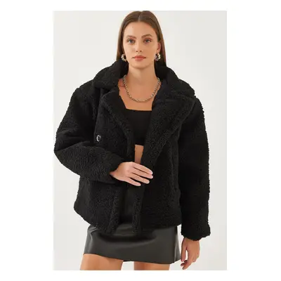 Bianco Lucci Women's Lined Plush Coat