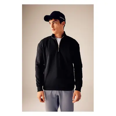 DEFACTO Comfort Fit Sweatshirt