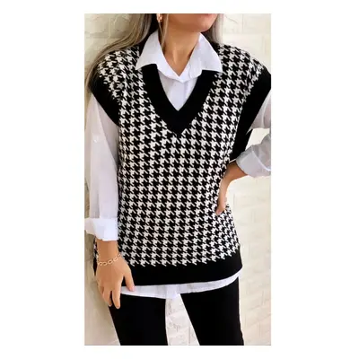 11359 Dewberry Women Houndstooth Women Sweater-BLACK-WHITE