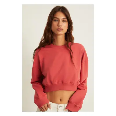 GRIMELANGE ROSELA Women's Warm Crew Neck Red Crop Sweatshirt with Underwir