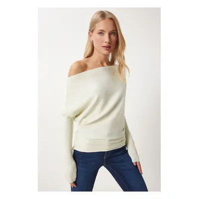 Happiness İstanbul Women's Cream Asymmetric Collar Ribbed Sweater