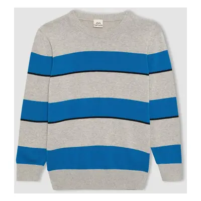 DEFACTO Boy's Crew Neck Striped Knitwear Sweater