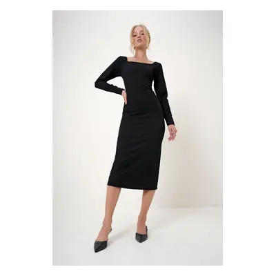 Trend Alaçatı Stili Women's Black Square Neck Midi Length Zippered Crepe Knit Dress