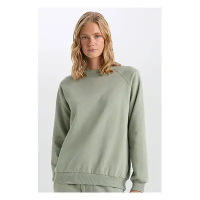 DEFACTO Oversize Wide Pattern Crew Neck Thick Basic Plain Sweatshirt