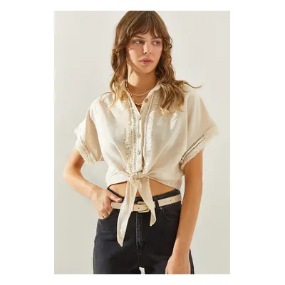 Bianco Lucci Women's Ayrobin Detailed Linen Shirt