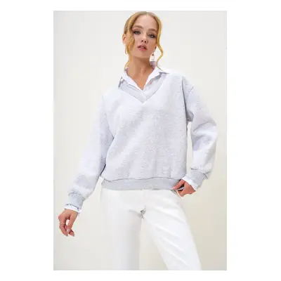 Trend Alaçatı Stili Women's Carmelange Shirt Garnished V Neck Thread Raised Sweater