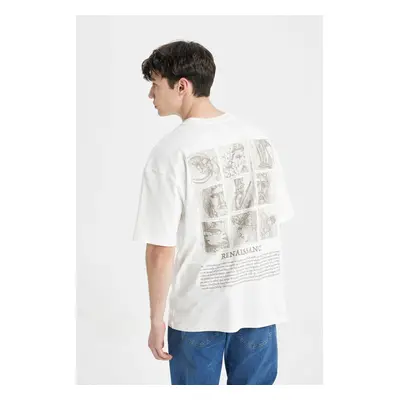 DEFACTO Oversize Fit Crew Neck Back Printed Short Sleeve T-Shirt